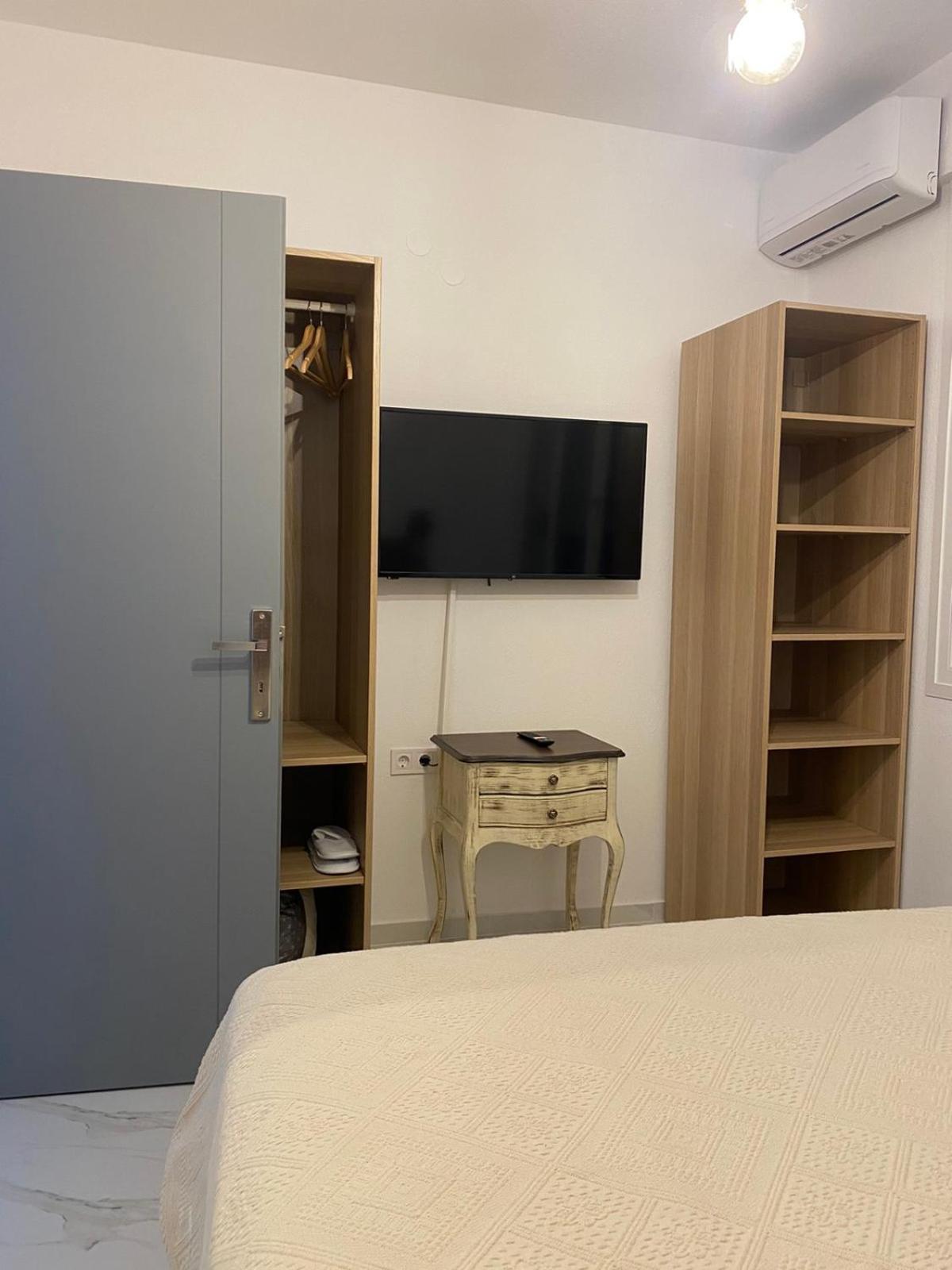 Ellis-Suites Nea Peramos Kavala Exterior photo